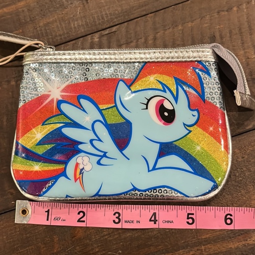 Loungefly x My Little Pony Dash pouch - Picture 11 of 14